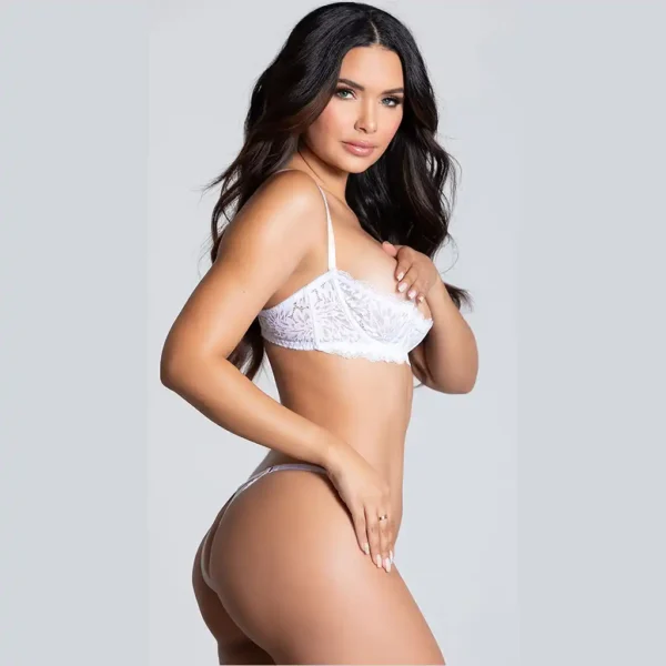 Women's Sexy Lace Front Open Bra and Panty Set - Image 3
